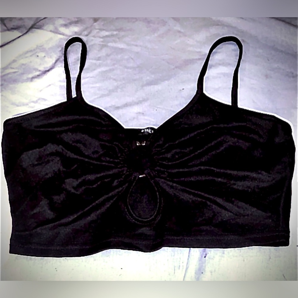 SHEIN small v neck spaghetti string crop top!
